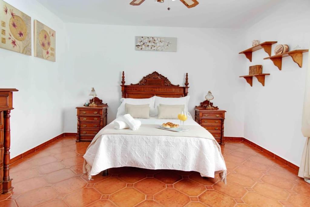 Duplex Tematico Andaluz Con Agradable Terraza - El Mirador De Benahavis 2 Lägenhet Exteriör bild